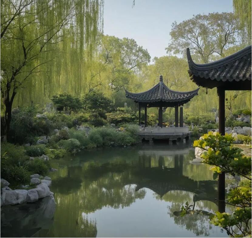 漳州龙文雨珍餐饮有限公司